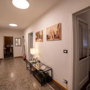 Apartment Di La D'arno, Climatizzato A Due Passi Dal Centro!